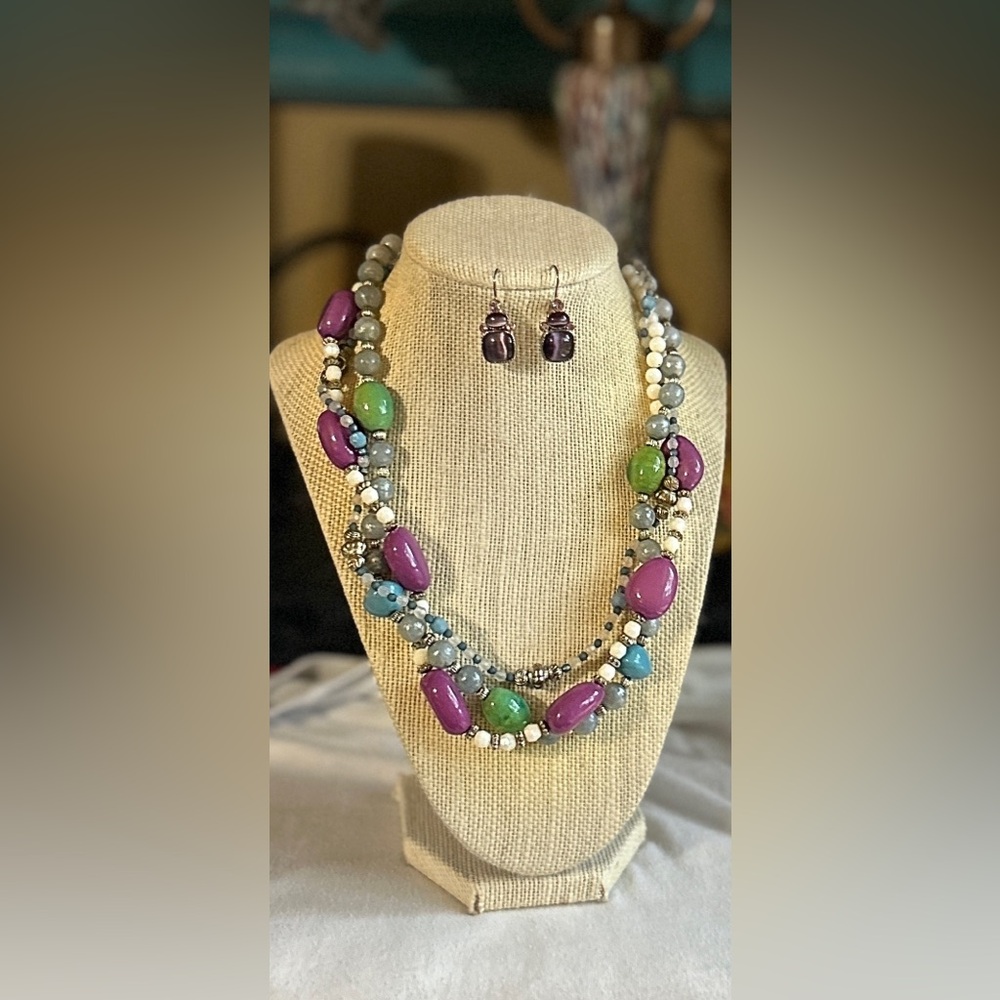 Vintage Signed EsMor Purple Chunky Necklace Purple Cats Eye Style Bonus …